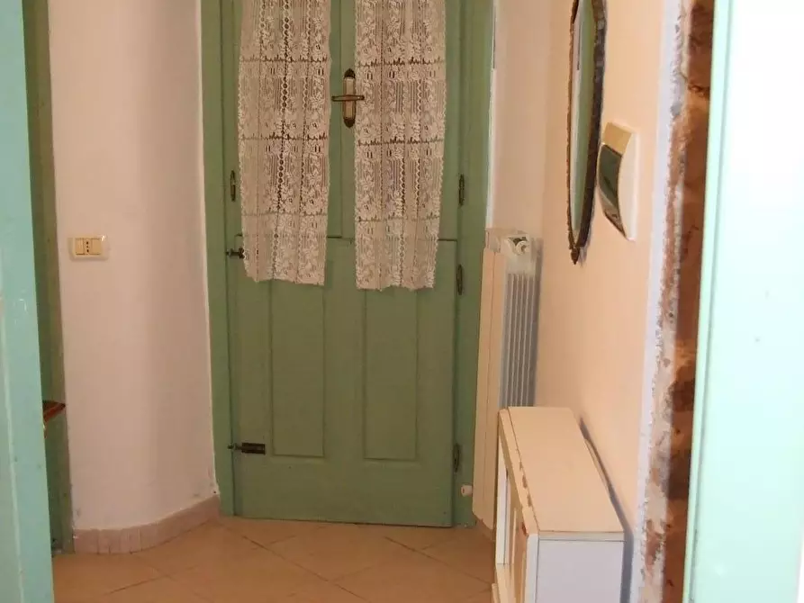 Immagine 2 di Terratetto in vendita  a Massa