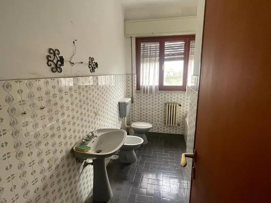 Immagine 17 di Casa bifamiliare in vendita  a Pietrasanta