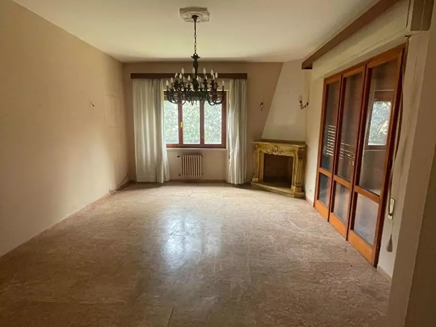 Immagine 10 di Casa bifamiliare in vendita  a Pietrasanta