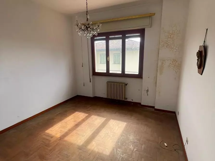 Immagine 18 di Casa bifamiliare in vendita  a Pietrasanta