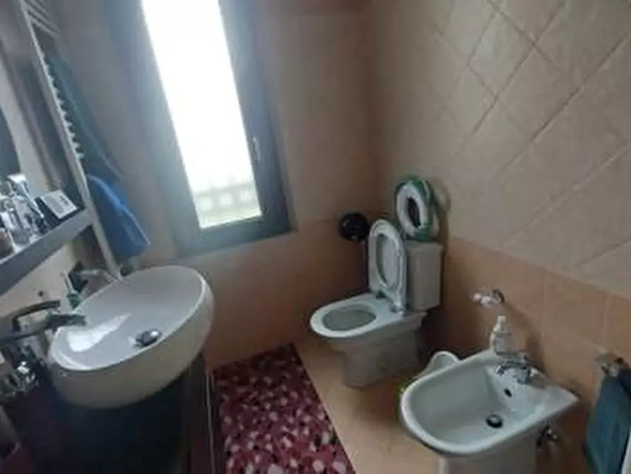 Immagine 14 di Appartamento in vendita  a Massa