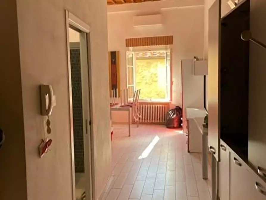 Immagine 8 di Appartamento in affitto  a Siena