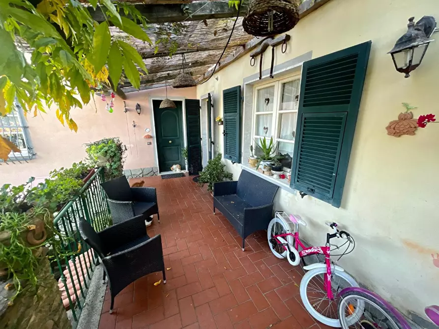 Immagine 8 di Casa semindipendente in vendita  a Riccò Del Golfo Di Spezia