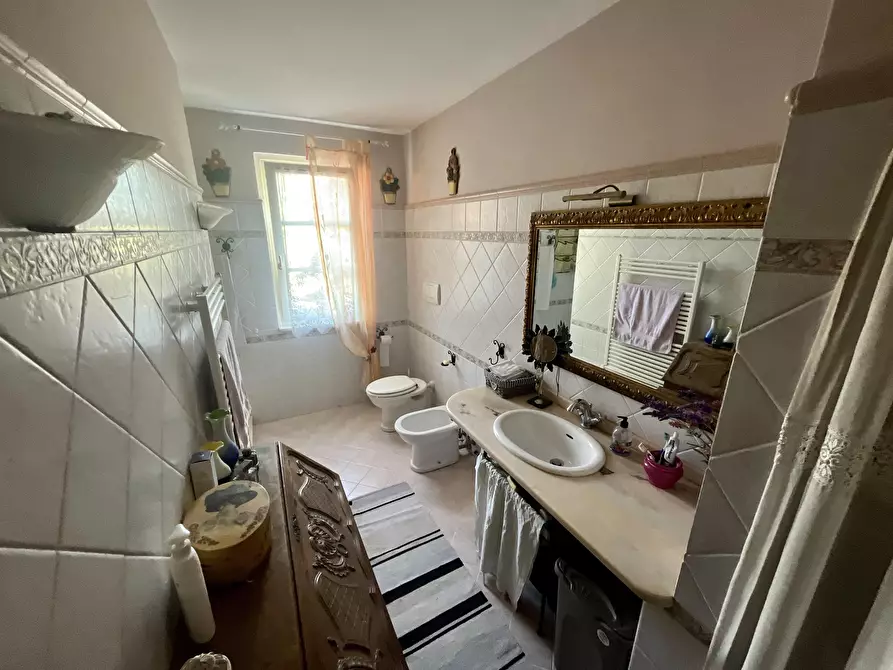 Immagine 33 di Casa semindipendente in vendita  a Riccò Del Golfo Di Spezia