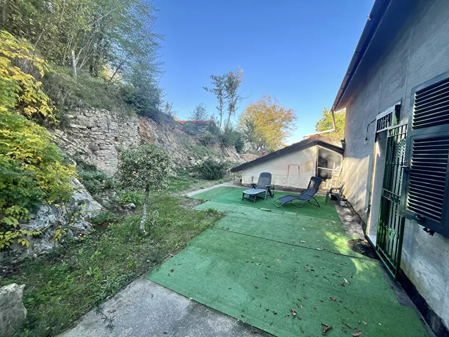 Immagine 36 di Casa semindipendente in vendita  a Riccò Del Golfo Di Spezia
