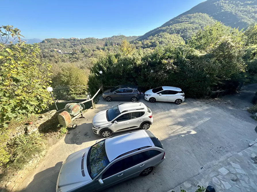 Immagine 38 di Casa semindipendente in vendita  a Riccò Del Golfo Di Spezia