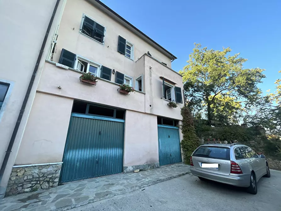 Immagine 3 di Casa semindipendente in vendita  a Riccò Del Golfo Di Spezia