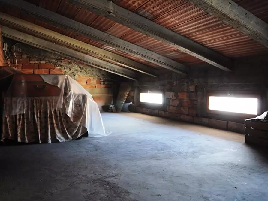 Immagine 11 di Appartamento in vendita  a Colle Di Val D'elsa