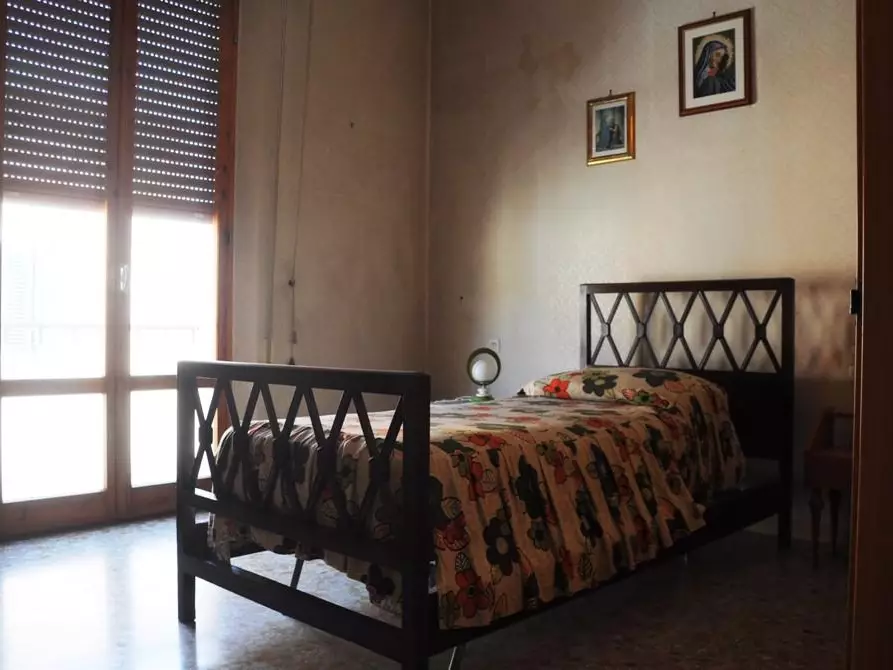 Immagine 10 di Appartamento in vendita  a Colle Di Val D'elsa