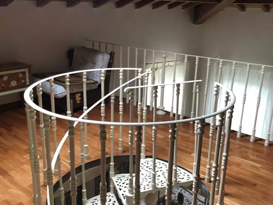 Immagine 31 di Villa in vendita  a San Giuliano Terme