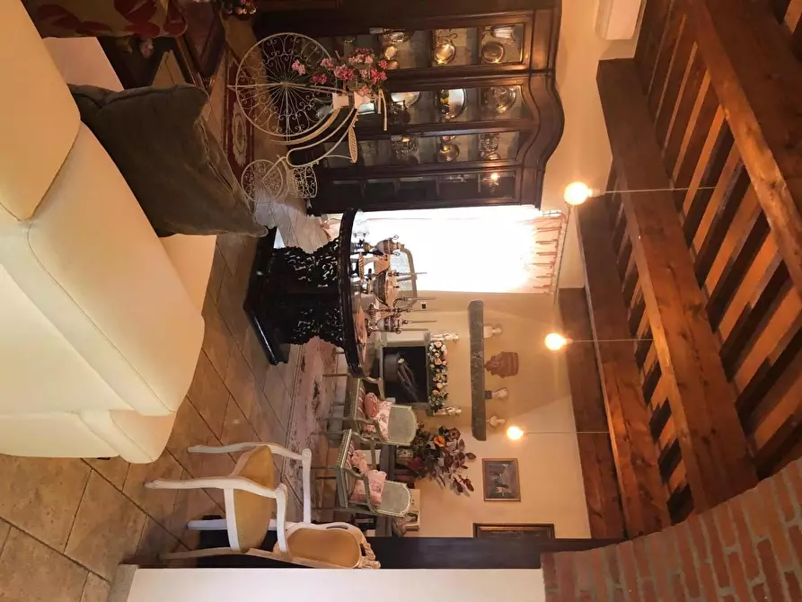 Immagine 6 di Villa in vendita  a San Giuliano Terme