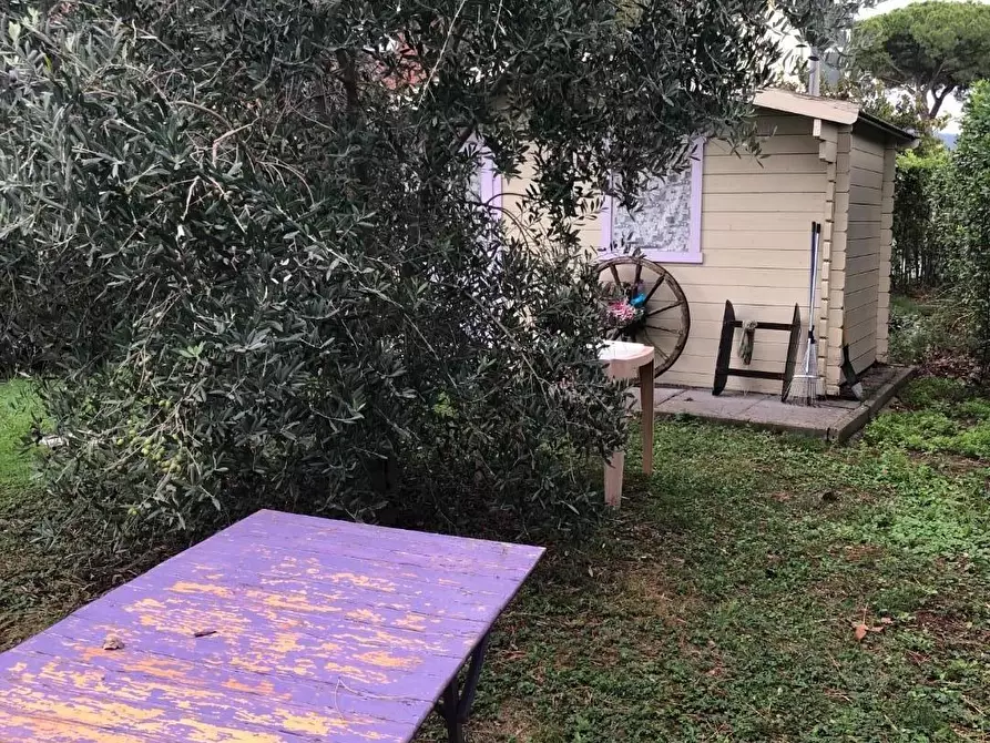 Immagine 38 di Villa in vendita  a San Giuliano Terme