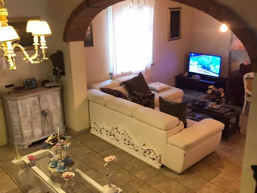 Immagine 17 di Villa in vendita  a San Giuliano Terme