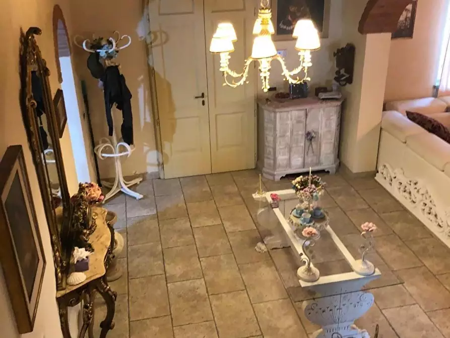 Immagine 33 di Villa in vendita  a San Giuliano Terme