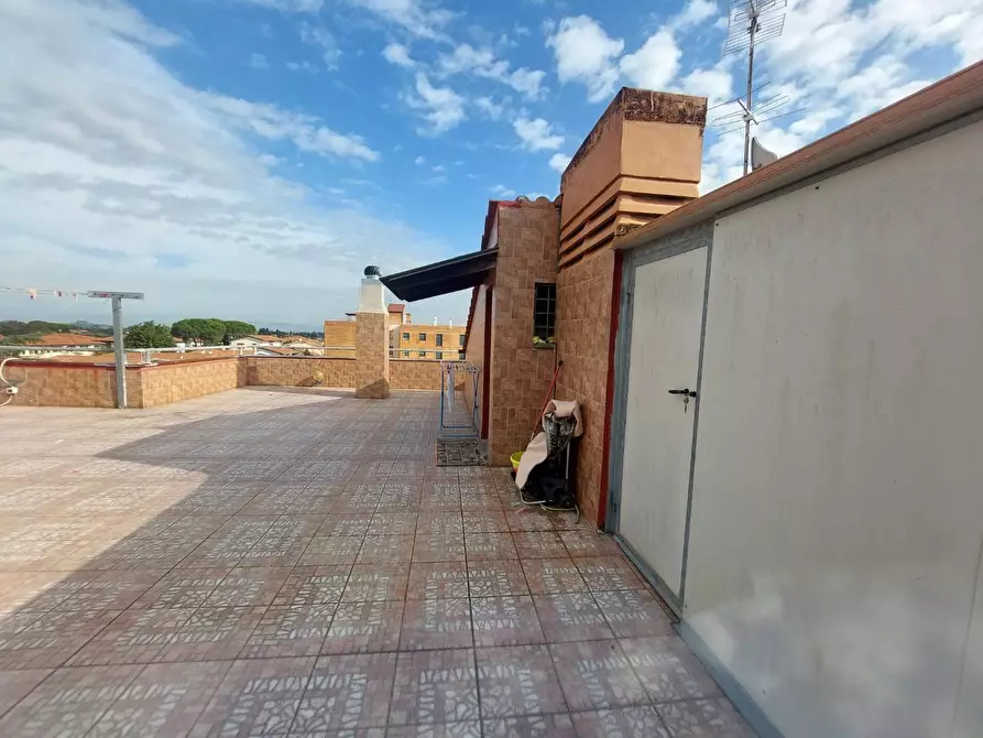 Immagine 23 di Appartamento in vendita  a Santa Croce Sull'arno