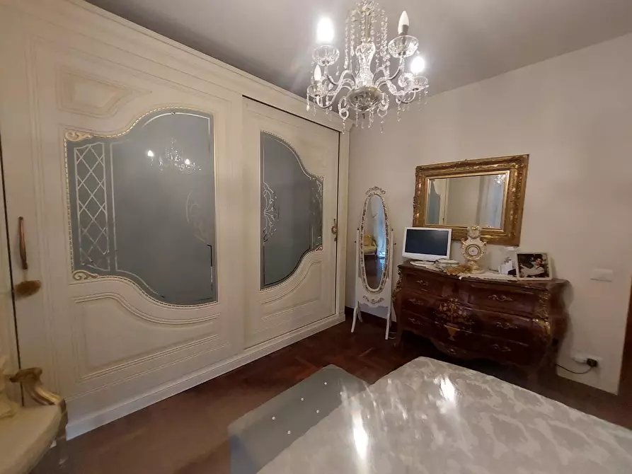 Immagine 15 di Appartamento in vendita  a Santa Croce Sull'arno