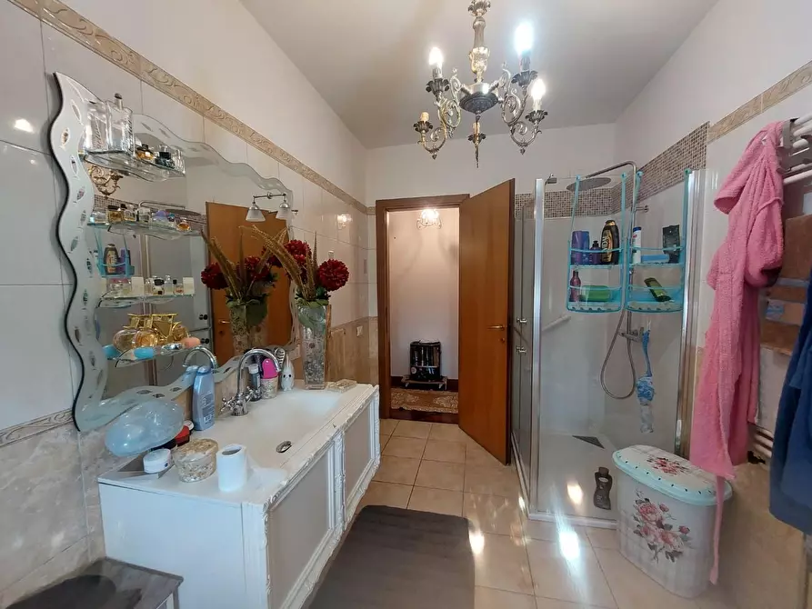 Immagine 12 di Appartamento in vendita  a Santa Croce Sull'arno