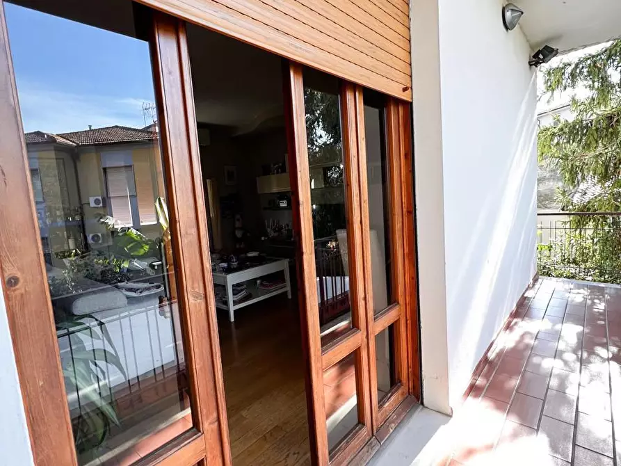 Immagine 37 di Villa in vendita  a Pisa