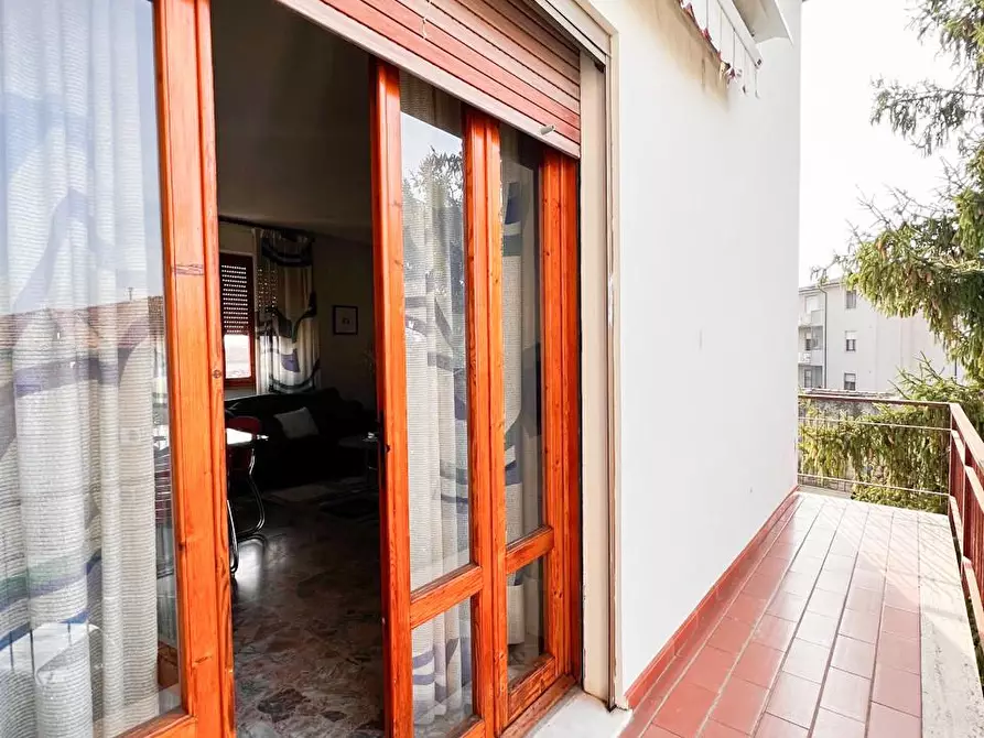 Immagine 20 di Villa in vendita  a Pisa