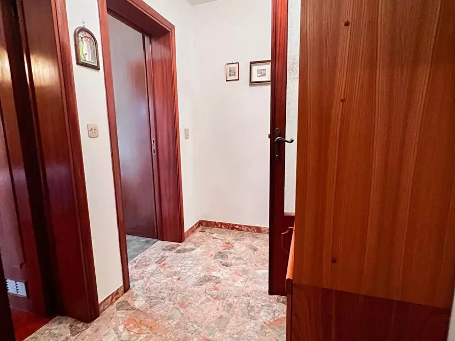 Immagine 16 di Villa in vendita  a Pisa