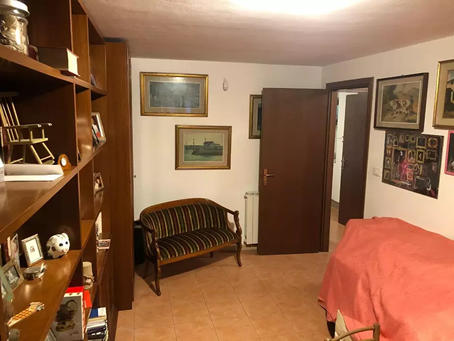 Immagine 28 di Villetta a schiera in vendita  a Livorno