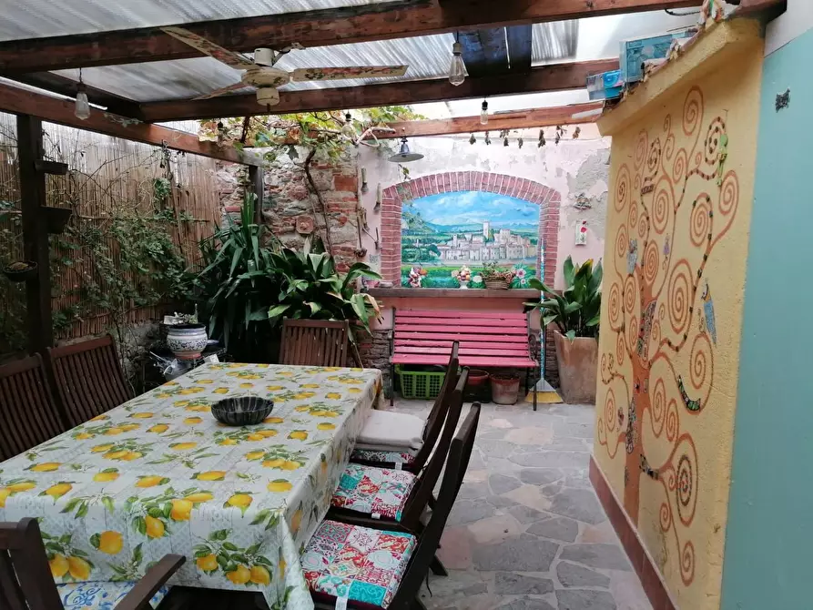 Immagine 26 di Terratetto in vendita  a Vicopisano