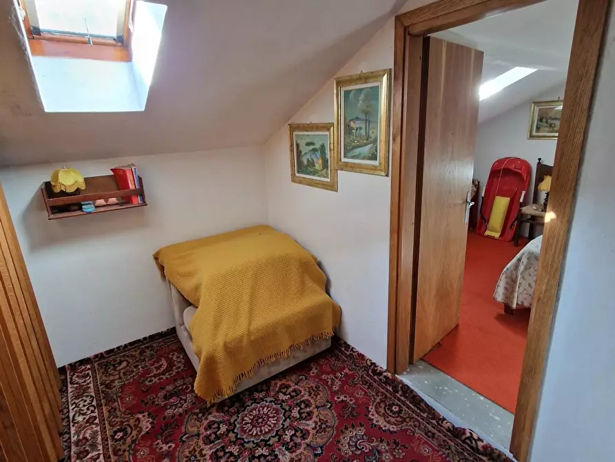 Immagine 22 di Appartamento in vendita  a Ventasso