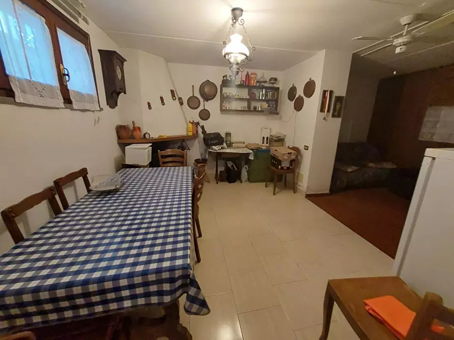 Immagine 41 di Villetta a schiera in vendita  a Buti