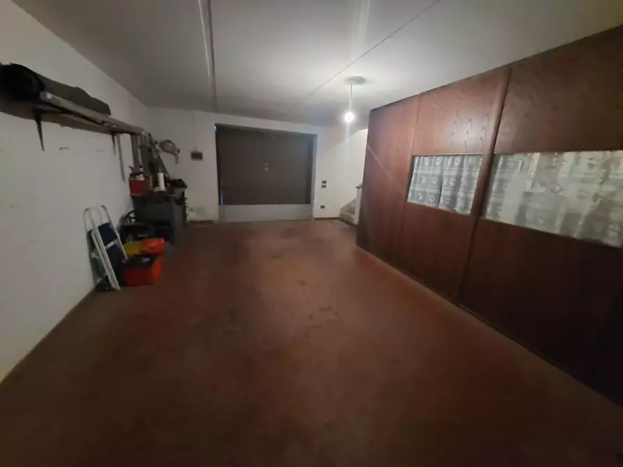 Immagine 35 di Villetta a schiera in vendita  a Buti