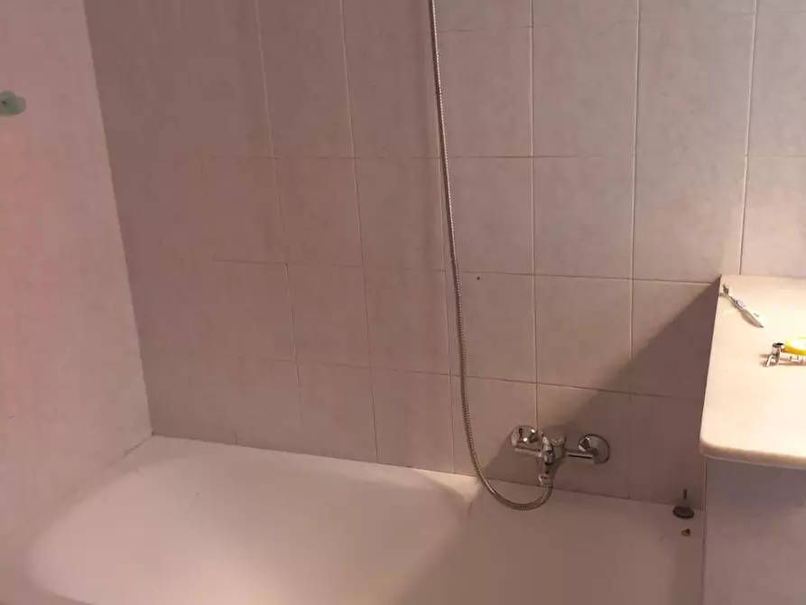 Immagine 15 di Appartamento in vendita  a Massa