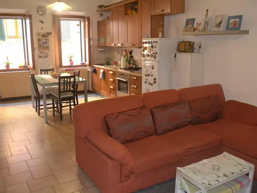 Immagine 2 di Appartamento in vendita  a Poggibonsi