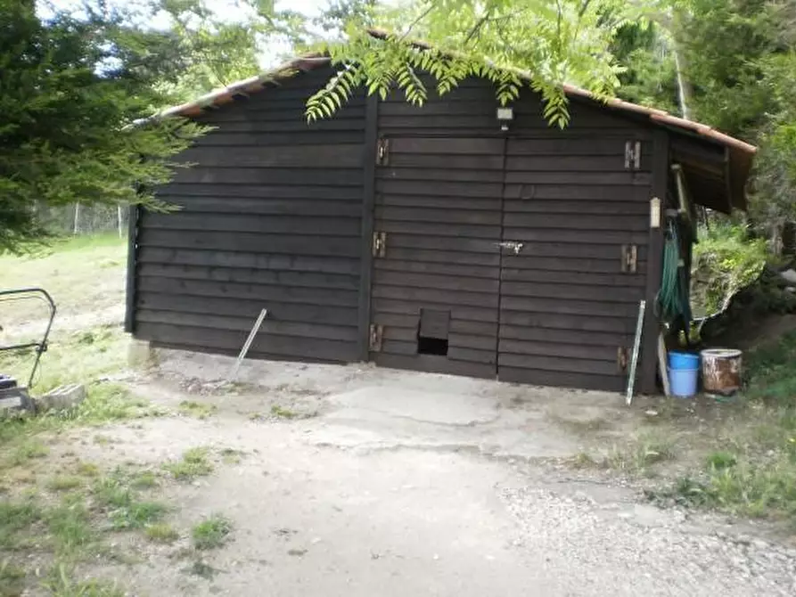 Immagine 9 di Villa in vendita  a Chianni