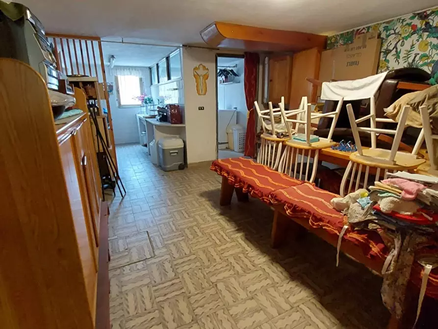 Immagine 52 di Villa in vendita  a Pontedera