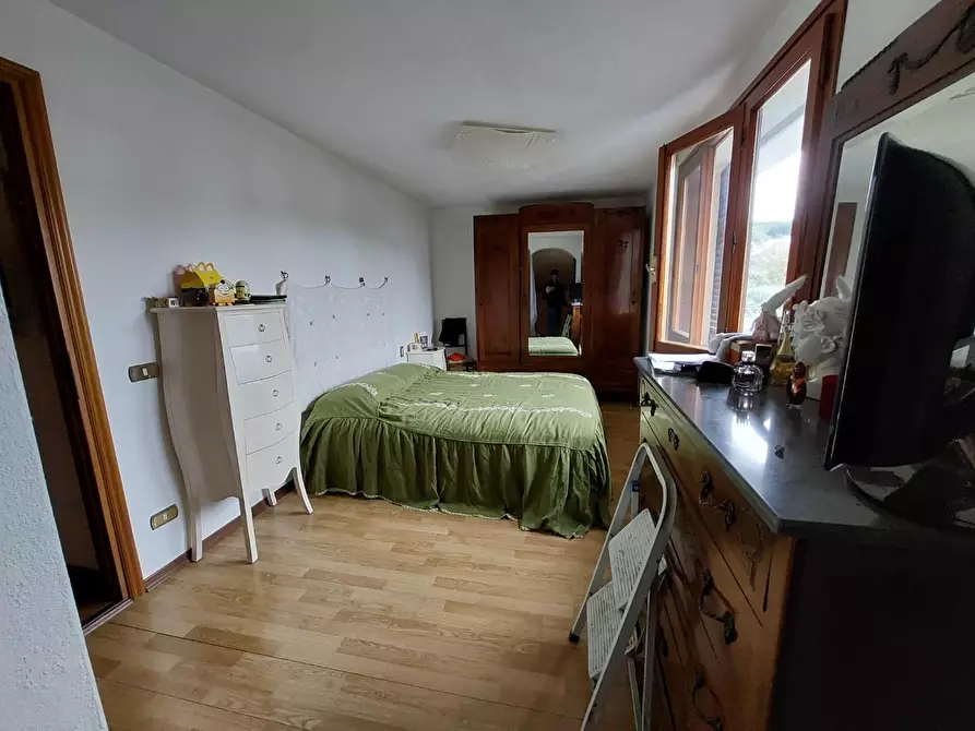 Immagine 33 di Villa in vendita  a Pontedera