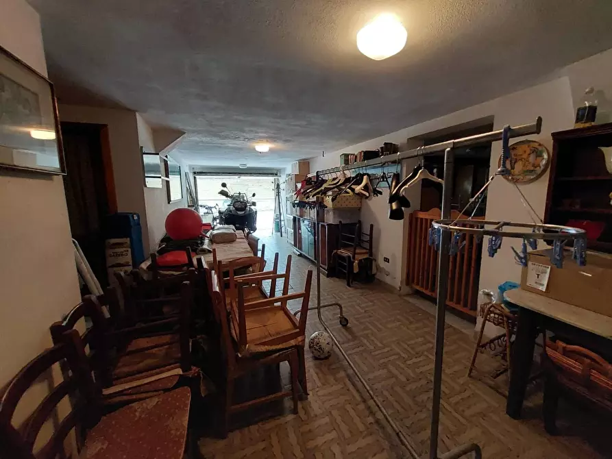 Immagine 55 di Villa in vendita  a Pontedera