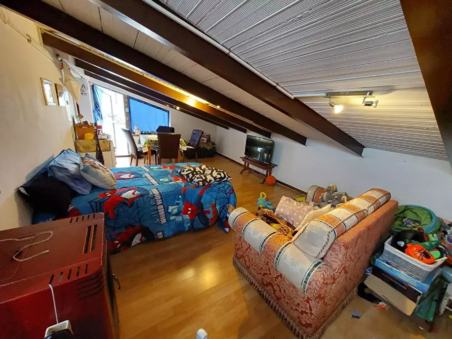 Immagine 43 di Villa in vendita  a Pontedera