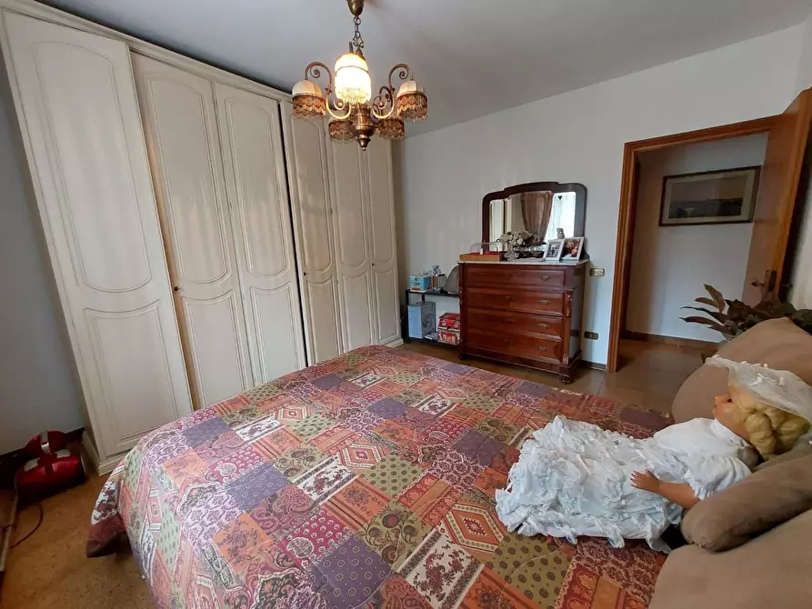 Immagine 21 di Villa in vendita  a Pontedera