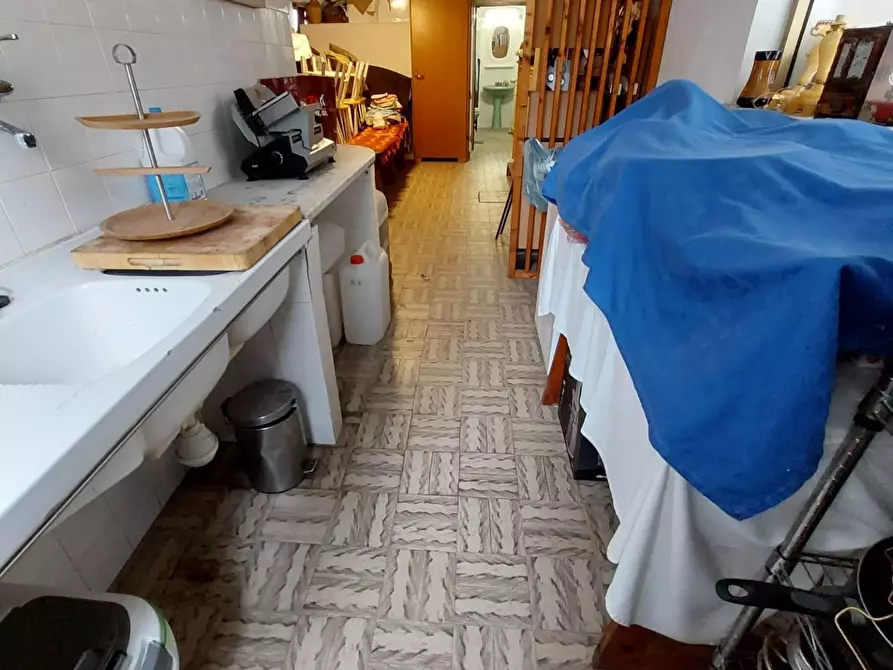 Immagine 46 di Villa in vendita  a Pontedera