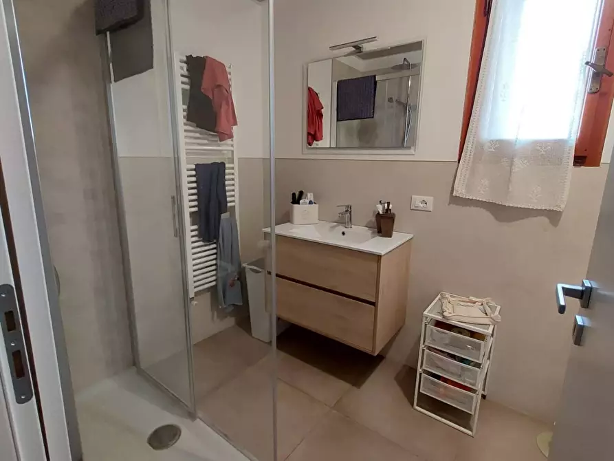 Immagine 38 di Villa in vendita  a Pontedera