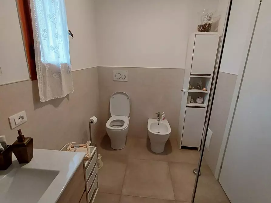 Immagine 40 di Villa in vendita  a Pontedera