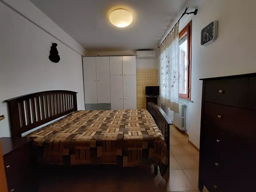 Immagine 26 di Villa in vendita  a Pontedera