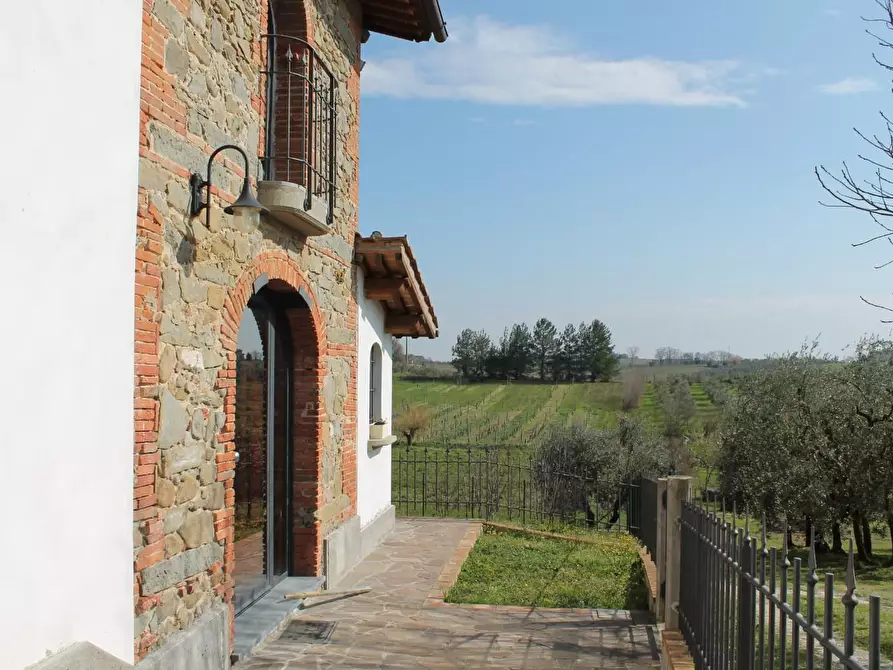 Immagine 24 di Casa colonica in vendita  a Vinci
