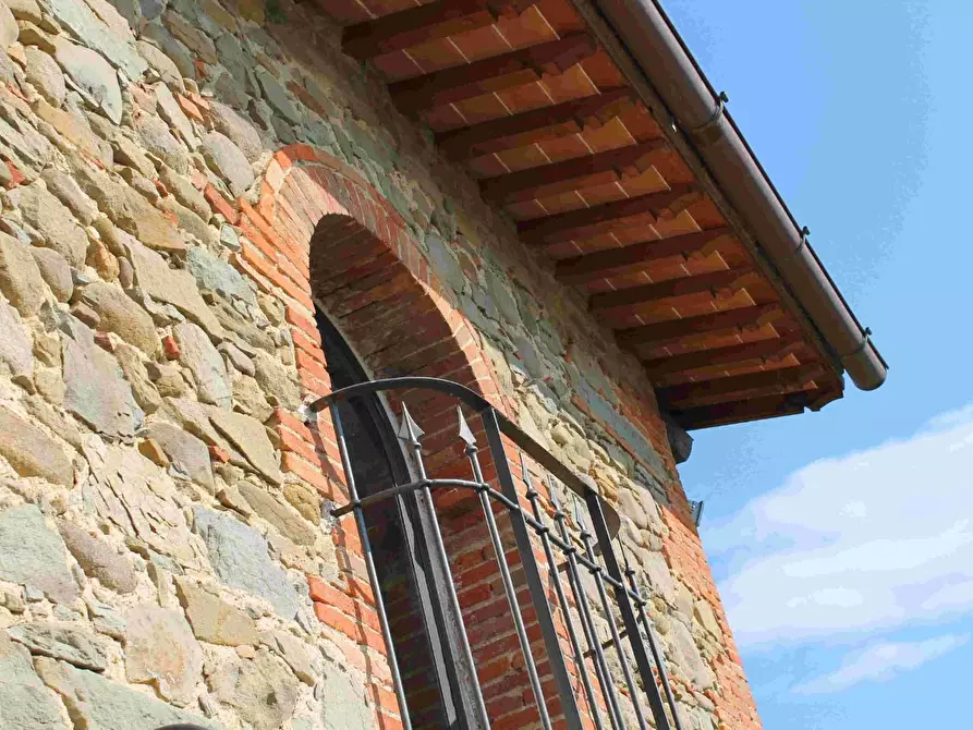 Immagine 6 di Casa colonica in vendita  a Vinci