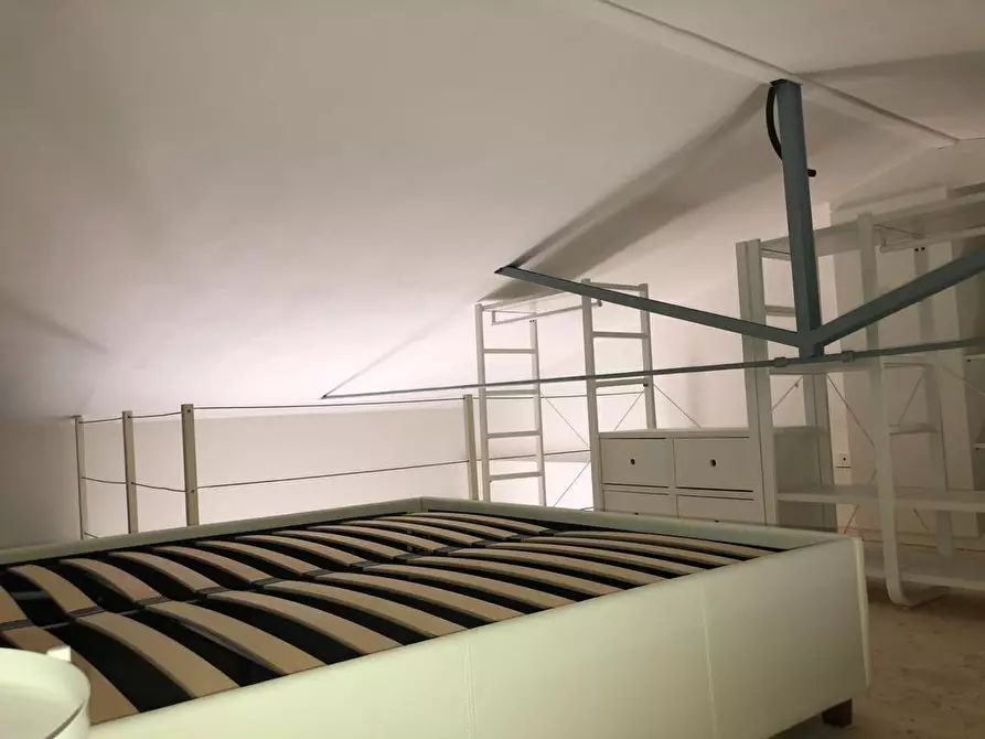 Immagine 2 di Loft/Open space in affitto  a Cascina