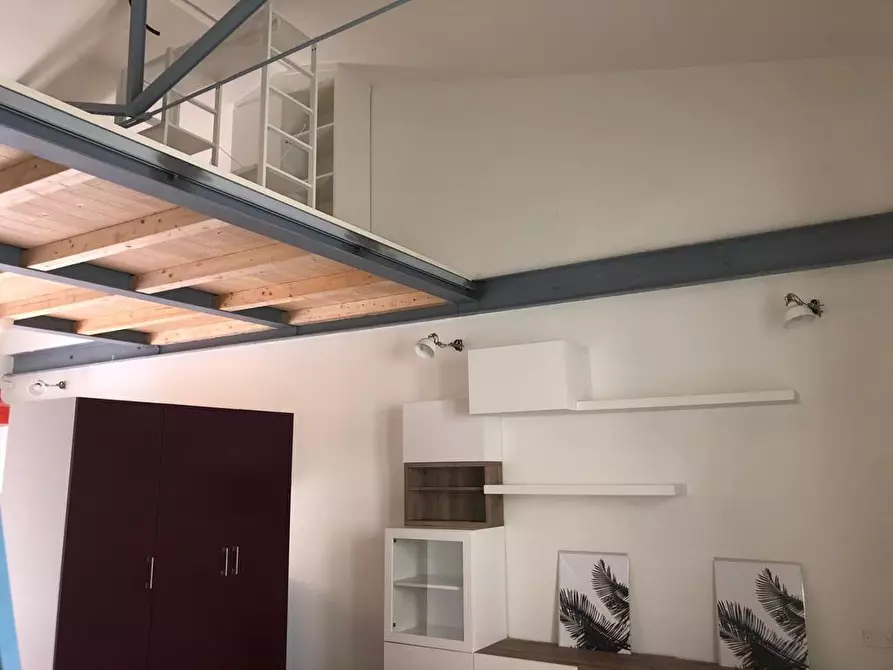 Immagine 4 di Loft/Open space in affitto  a Cascina
