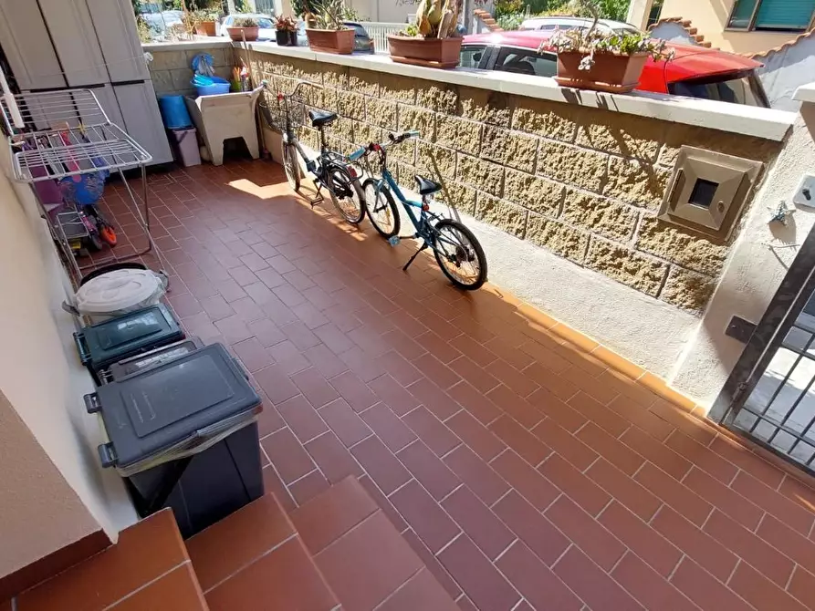 Immagine 12 di Appartamento in vendita  a Rosignano Marittimo