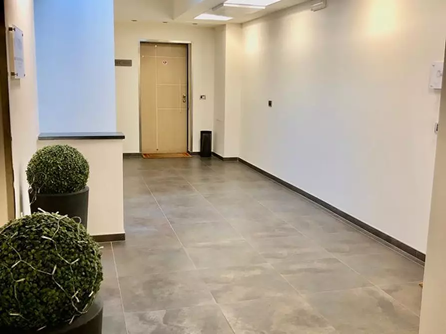 Immagine 16 di Ufficio in vendita  a Pisa