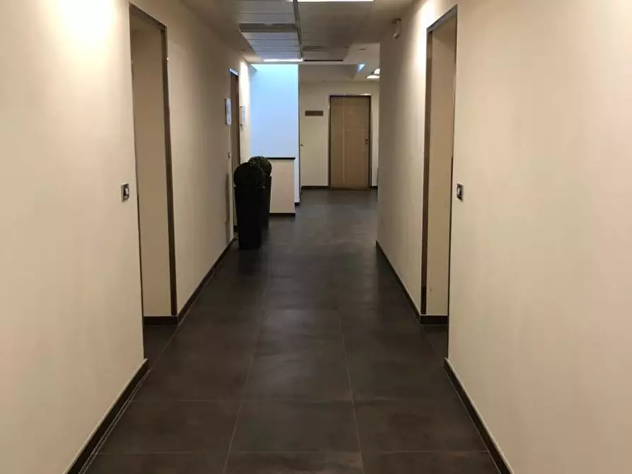 Immagine 17 di Ufficio in vendita  a Pisa