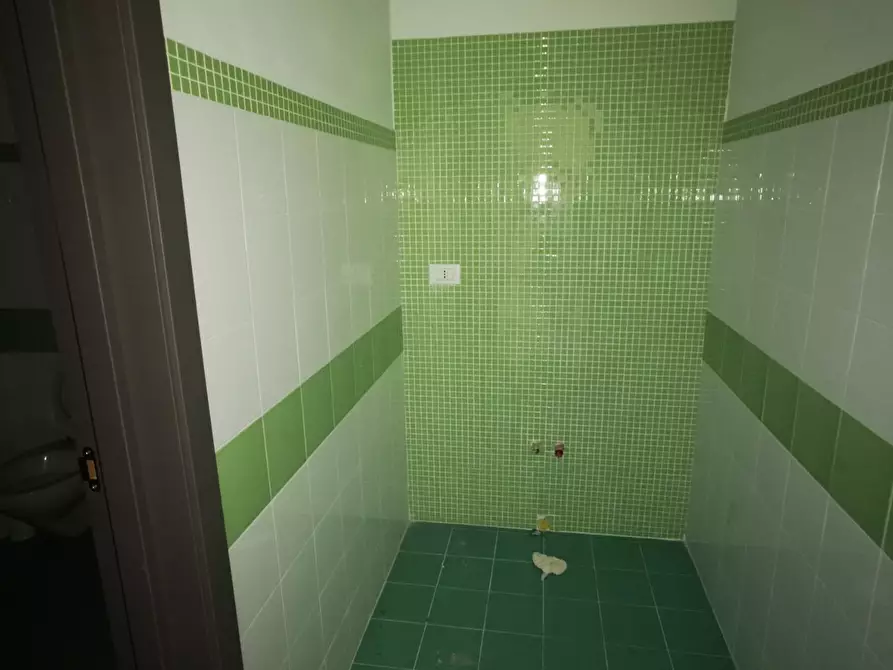 Immagine 12 di Ufficio in vendita  a Pisa