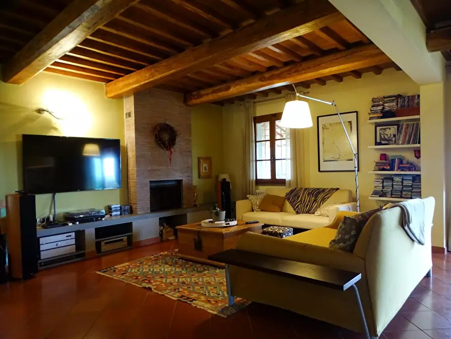 Immagine 13 di Villa in vendita  a San Miniato